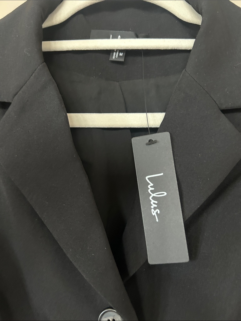 Lulu's Black Cropped Tailored Blazer - Picture 8 of 8